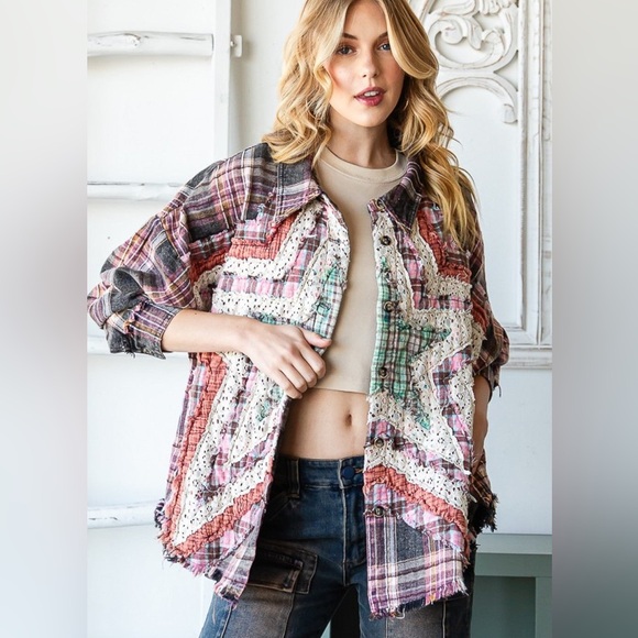 Oli & Hali Tops - Oli & Hali Star Plaid Patchwork Star shacket lace  button down multicolor pink